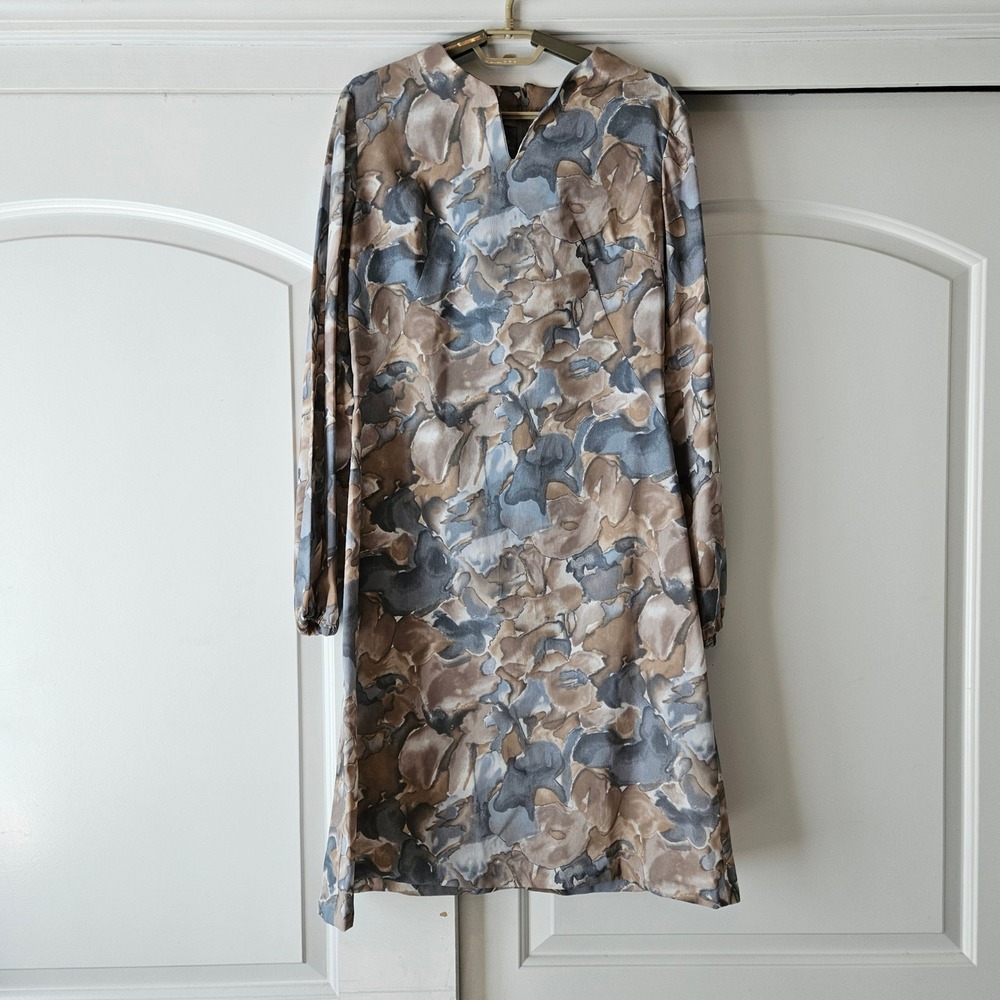 Handmade Floral Watercolor Long Sleeve Shift Dress Medium Neutral Pastel 60s‎